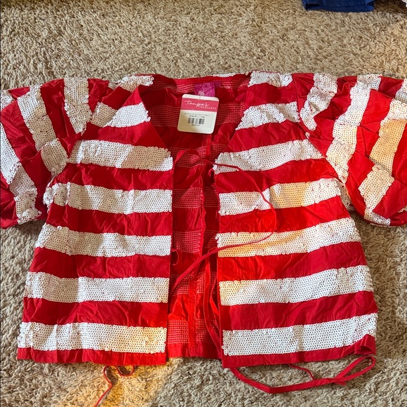 QUEEN OF SPARKLES Red stripe top and blue star shorts LG in both - Picture 5 of 6